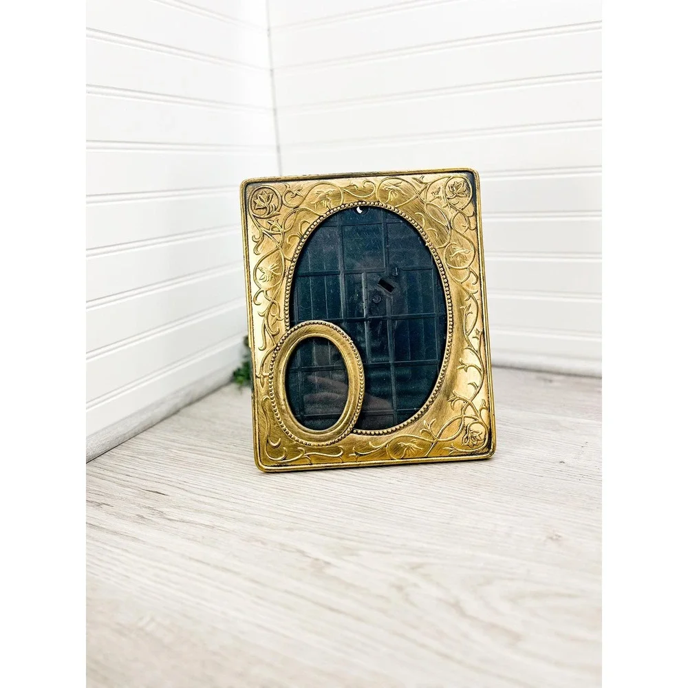 Vintage Faux Brass Picture Frame: Gold Ornate Trim, 6x9 Inch